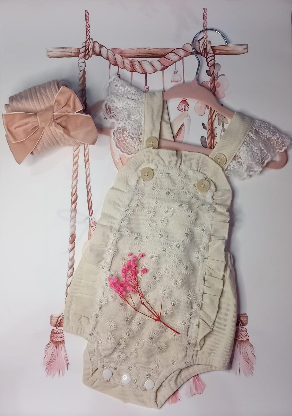 Peto de pana bordado margaritas - Talla 3-6 meses - Little Abril